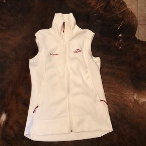 Columbia Razorback vest-Sz L. Never worn!!